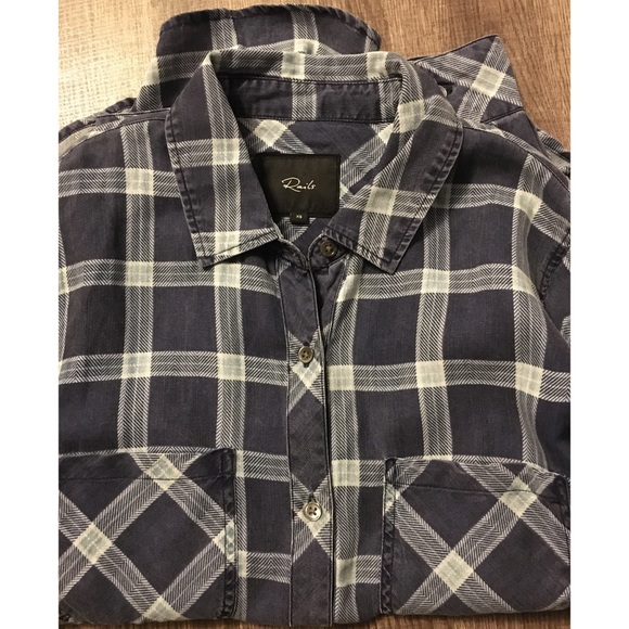 Rails Plaid Button Down Top Size XS - Picture 8 of 15